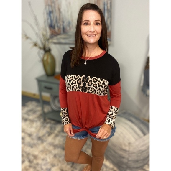 ❤️‍🔥Color Block Leopard Round Neck Long Sleeve Self Tie 0619 - Picture 3 of 10